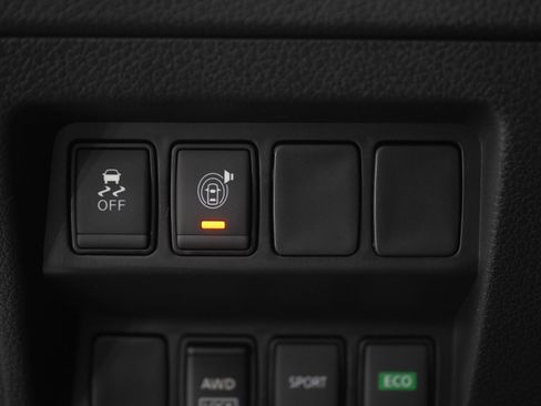 Used 2017 Nissan Rogue SV w/ Midnight Edition image 22