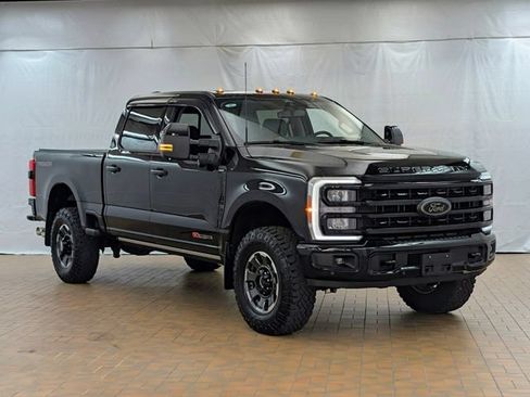 Used 2024 Ford F250 Lariat w/ Lariat Ultimate Package AWD/4WD image 1