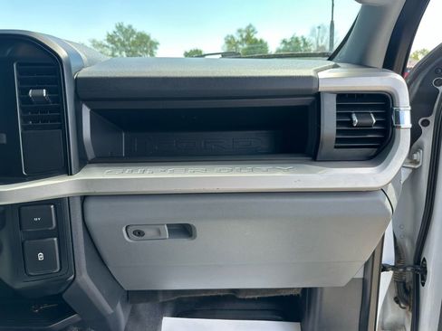 Used 2023 Ford F250 XL w/ XL Driver Assist Package AWD/4WD image 20