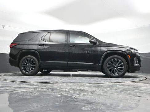 Used 2023 Chevrolet Traverse RS image 46