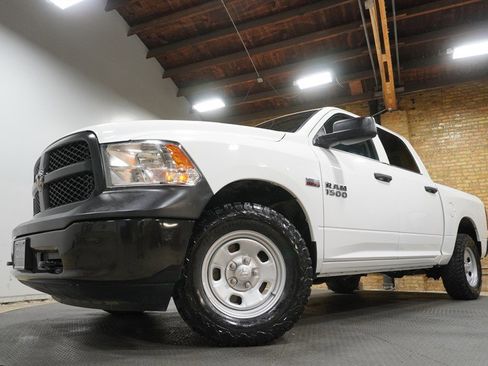 Used 2018 RAM 1500 Tradesman w/ Popular Equipment Group AWD/4WD image 3
