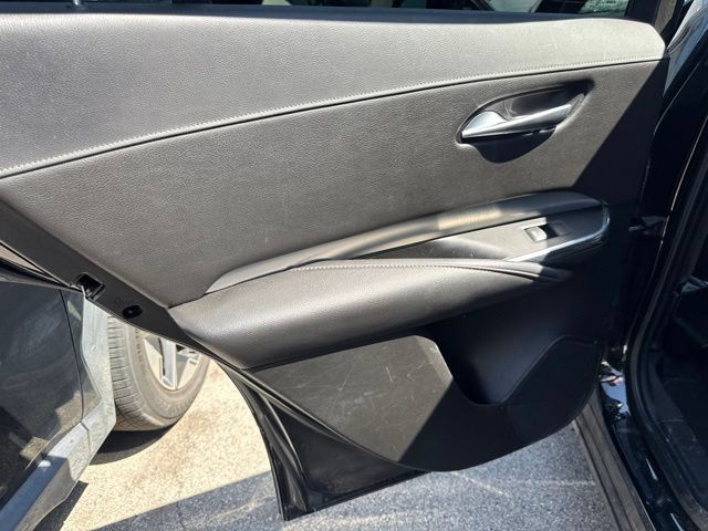 Used 2019 Cadillac XT4 Premium Luxury FWD image 12