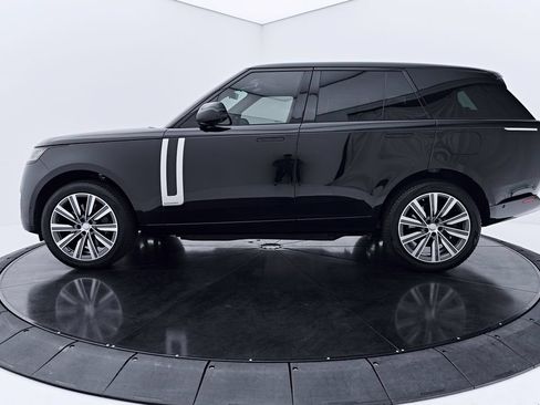 Used 2025 Land Rover Range Rover Autobiography AWD/4WD image 13