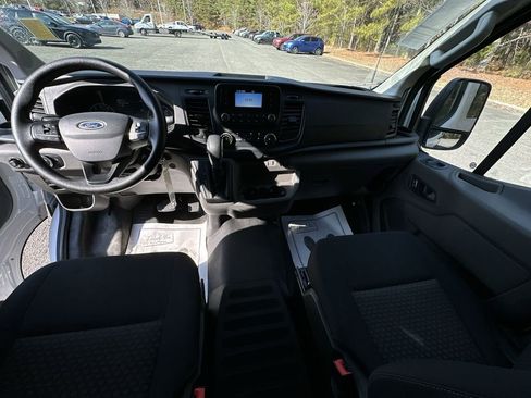 Used 2024 Ford Transit 250 Low Roof w/ Exterior Upgrade Package image 24