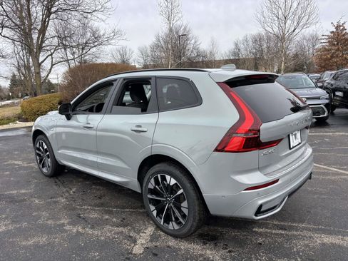New 2026 Volvo XC60 T8 Plus w/ Protection Package Premier AWD/4WD image 5