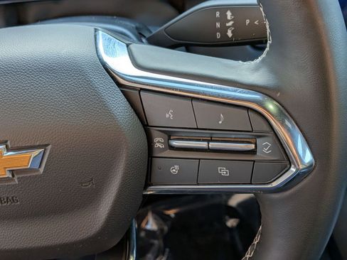 Used 2024 Chevrolet Equinox EV LT FWD image 15