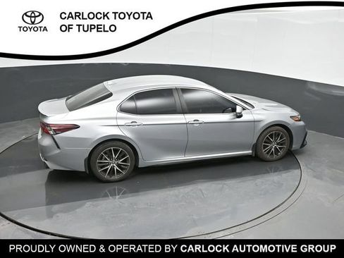 Used 2024 Toyota Camry SE image 28