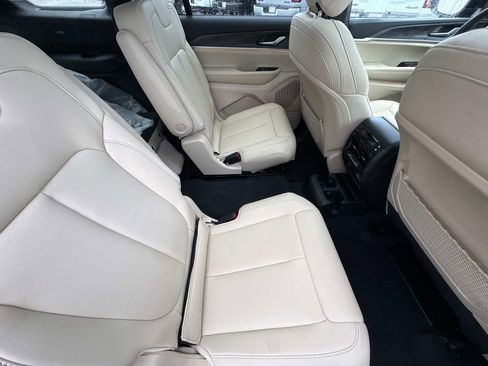 New 2025 Jeep Grand Cherokee L Limited AWD/4WD image 15