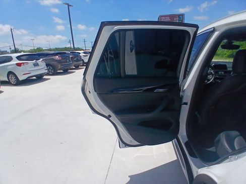 Used 2018 BMW X1 xDrive28i AWD/4WD image 14