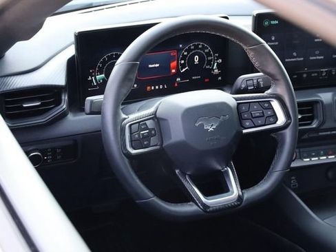 Certified 2025 Ford Mustang Coupe RWD image 21