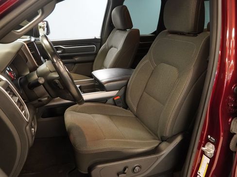 Used 2023 RAM 1500 Big Horn AWD/4WD image 3