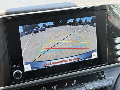 Used 2025 Toyota Camry SE FWD image 16