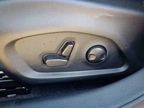 Certified 2024 Jeep Compass Latitude image 14