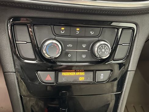Certified 2018 Buick Encore Preferred FWD image 20