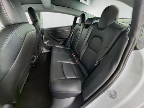 Used 2020 Tesla Model 3 Standard Range Plus RWD image 37