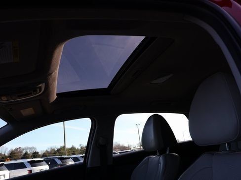 Certified 2022 Hyundai Elantra Limited image 26