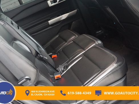 Used 2022 Ford Explorer XLT w/ Equipment Group 202A RWD image 13