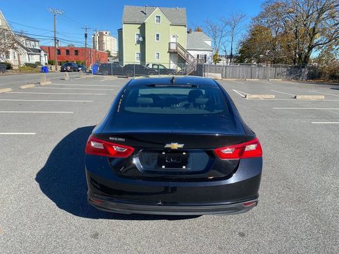 Used 2018 Chevrolet Malibu LS image 6