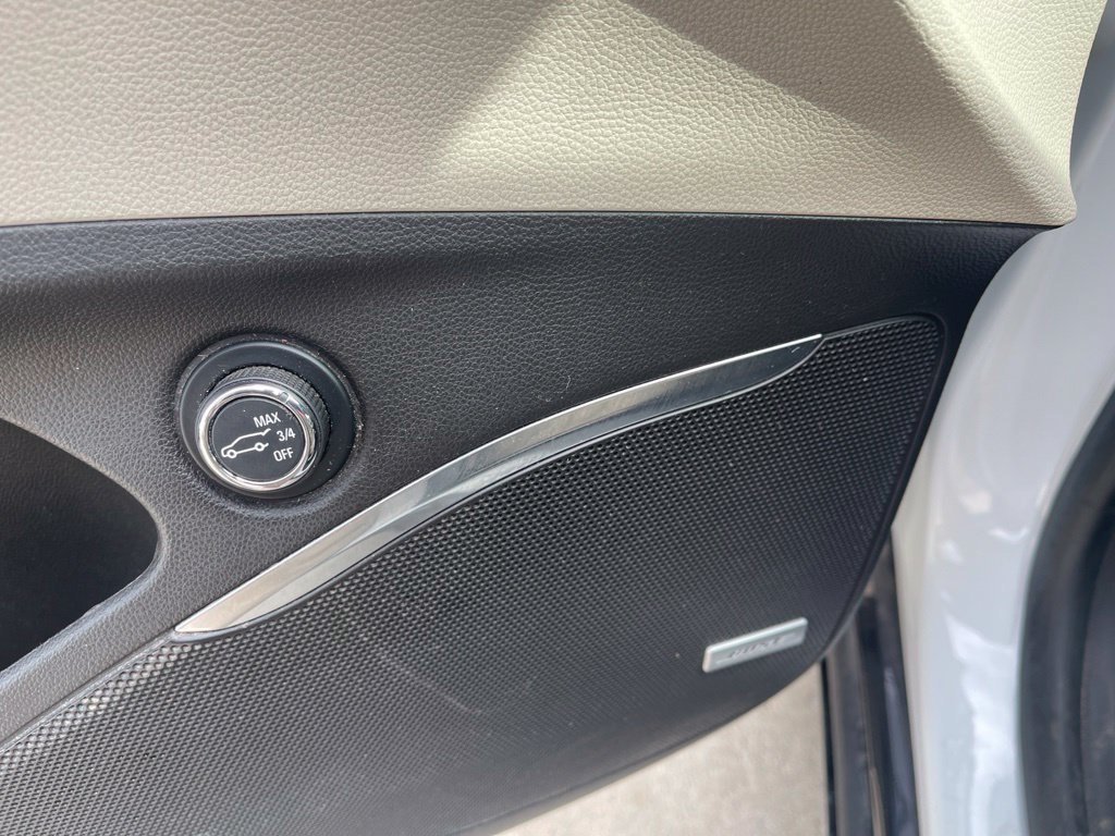 Used 2018 Buick Enclave Premium FWD image 11