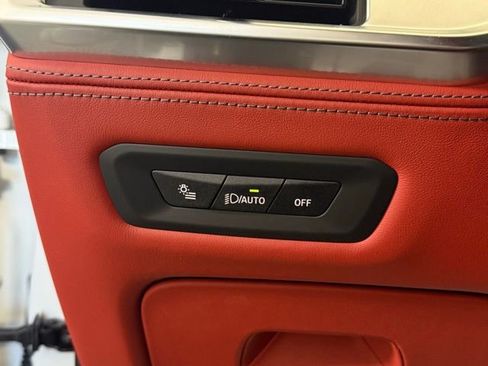 Used 2026 BMW X5 M Competition w/ Executive Package image 40