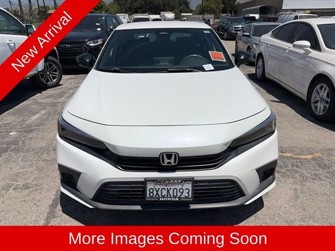 Used 2022 Honda Civic Sport image 2