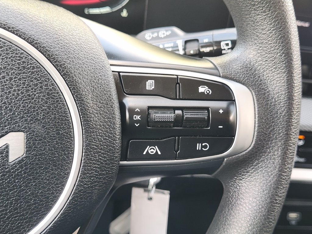 Certified 2024 Kia Sportage LX FWD image 31