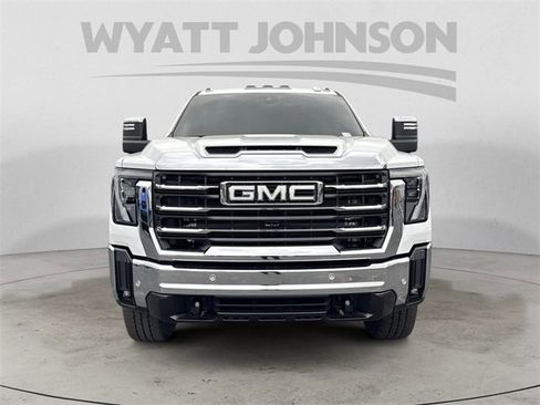 Used 2025 GMC Sierra 2500 SLT w/ SLT Premium Package image 8