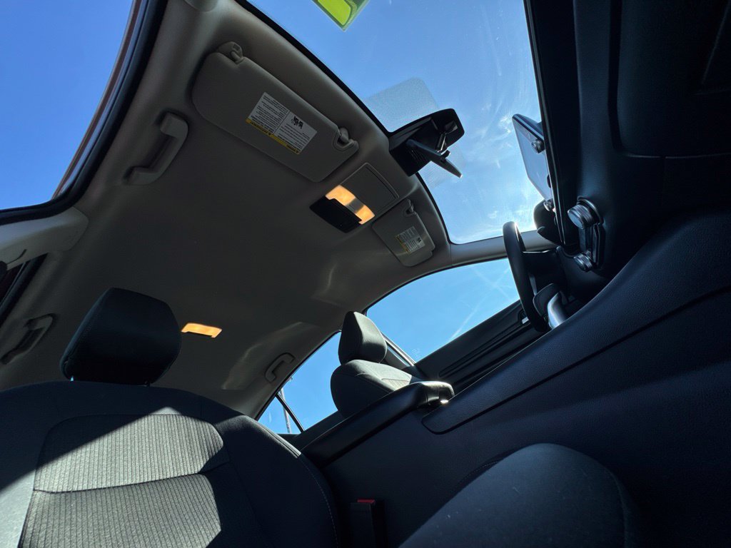Used 2025 Nissan Altima 2.5 SV FWD image 25
