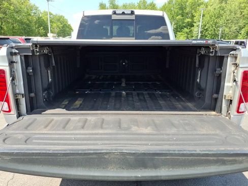 Used 2017 RAM 2500 Limited AWD/4WD image 9