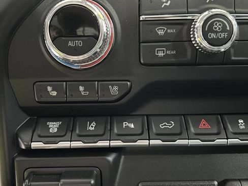 Used 2020 GMC Sierra 2500 Denali w/ Denali Ultimate Package image 24