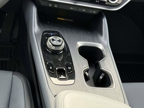 New 2026 Lexus RZ 450e Premium AWD/4WD image 15