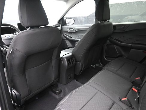 Used 2026 Ford Escape Active w/ Tech Pack #1 FWD image 2