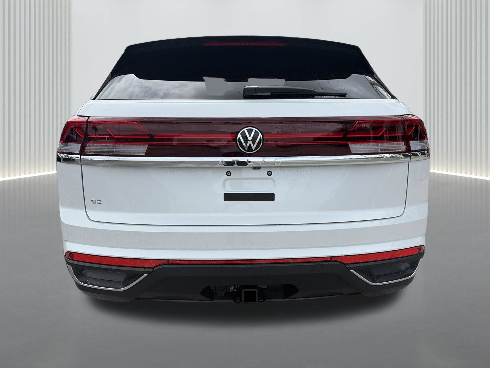 Used 2026 Volkswagen Atlas Cross Sport SE FWD image 5