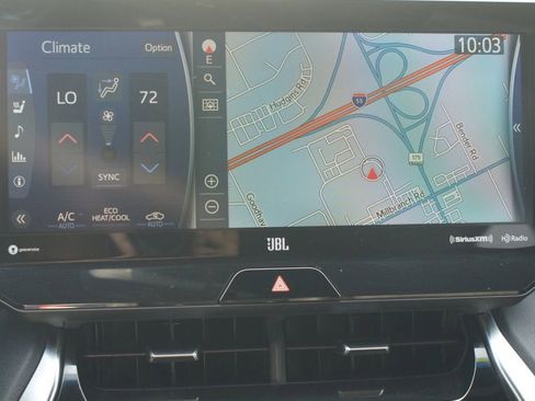 Used 2021 Toyota Venza Limited image 7