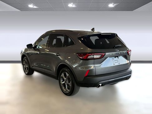 Used 2025 Ford Escape ST-Line image 3