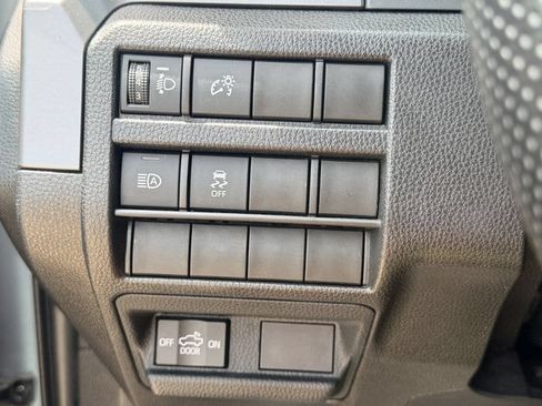 Used 2024 Toyota Tacoma SR5 AWD/4WD image 26