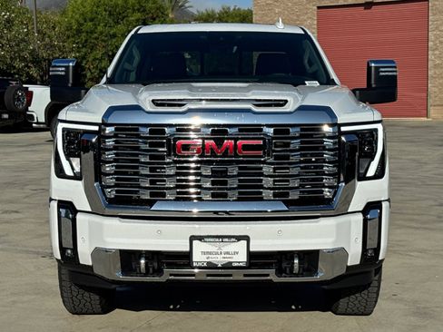 New 2026 GMC Sierra 2500 Denali w/ Denali Reserve Package image 5