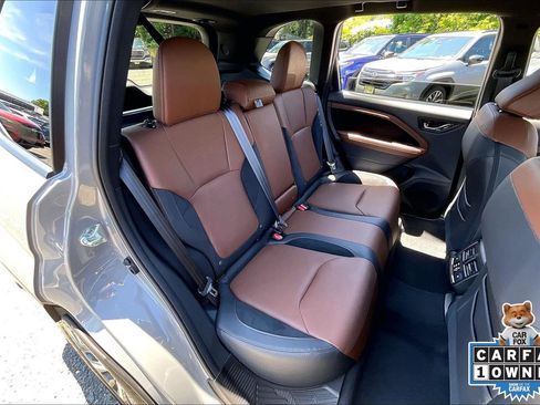 Certified 2025 Subaru Forester Touring AWD/4WD image 21