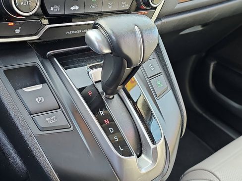 Used 2022 Honda CR-V Touring image 16