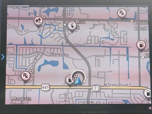 Used 2022 BMW X5 xDrive45e w/ Premium Package image 25