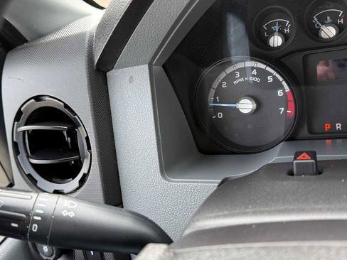 Used 2016 Ford F250 XL w/ Power Equipment Group image 13