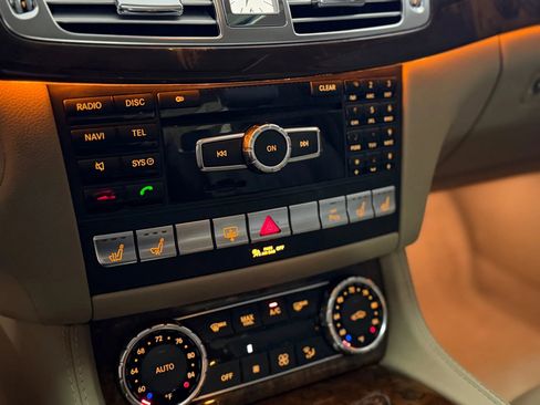 Used 2012 Mercedes-Benz CLS 550 image 26