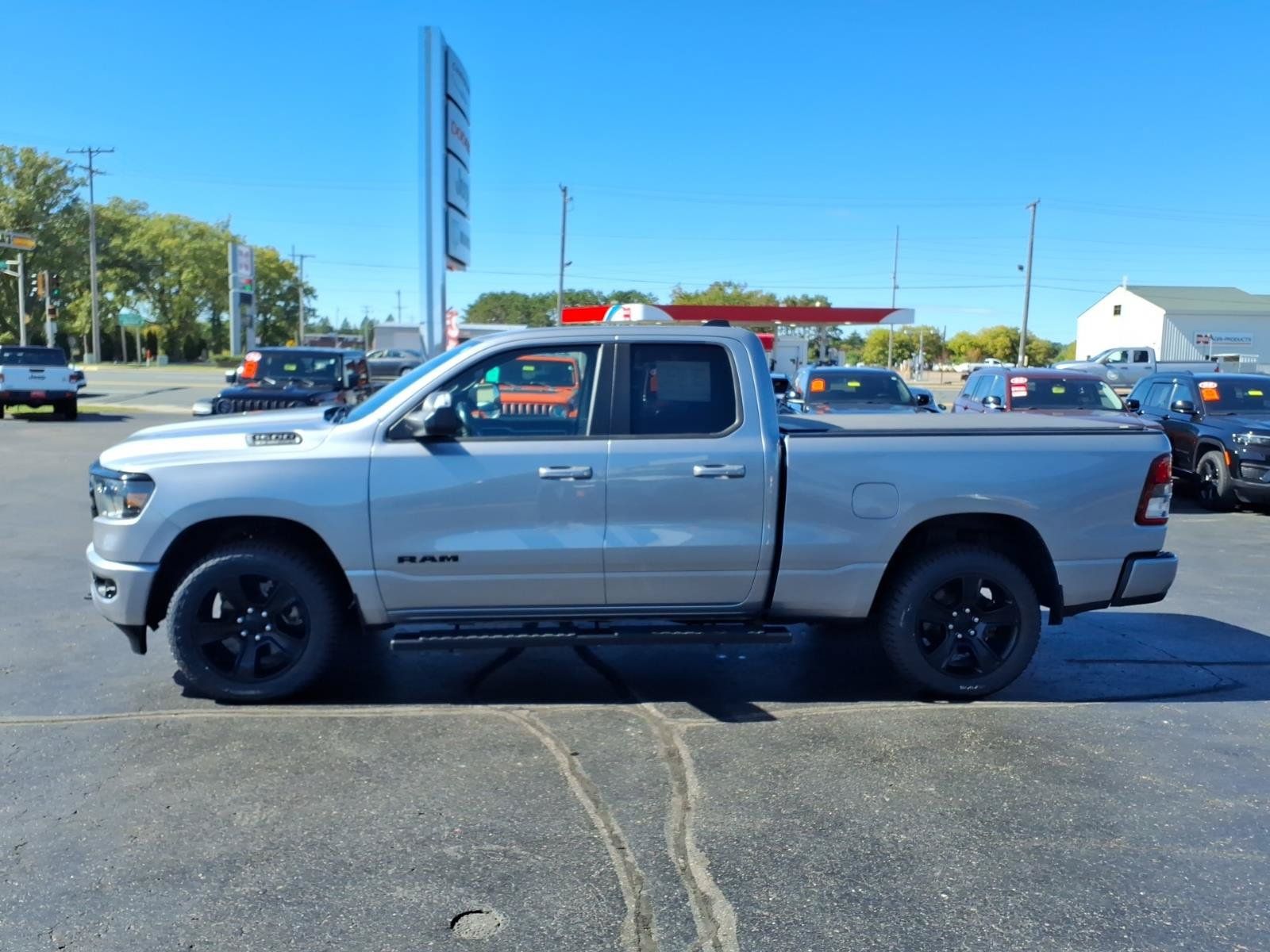Used 2021 RAM 1500 Big Horn AWD/4WD image 7
