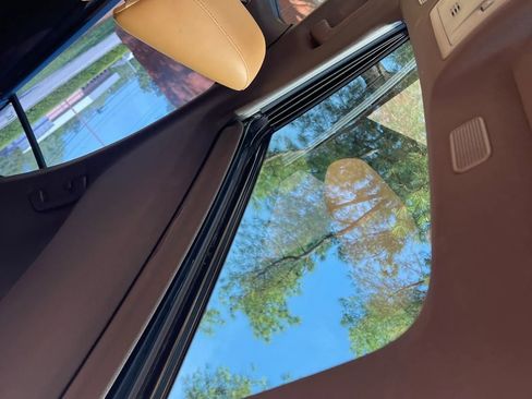 Used 2021 Lexus ES 350 w/ Protection Package (P3) image 19