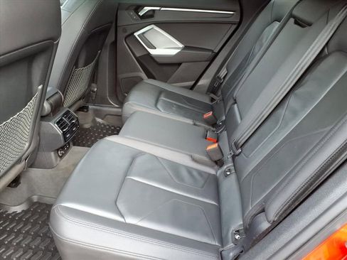 Used 2024 Audi Q3 2.0T Premium w/ Convenience Package image 18