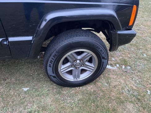 Used 2000 Jeep Cherokee Classic image 19