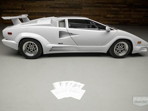 Used 1989 Lamborghini Countach Coupe RWD image 9