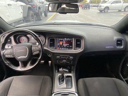 Used 2022 Dodge Charger R/T image 15