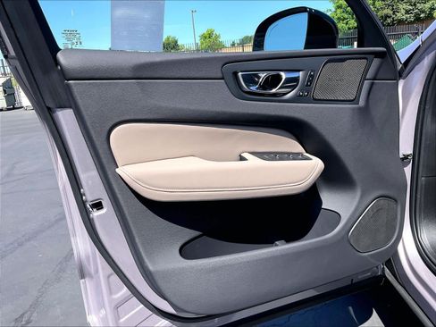 New 2026 Volvo XC60 B5 Plus w/ Climate Package AWD/4WD image 24