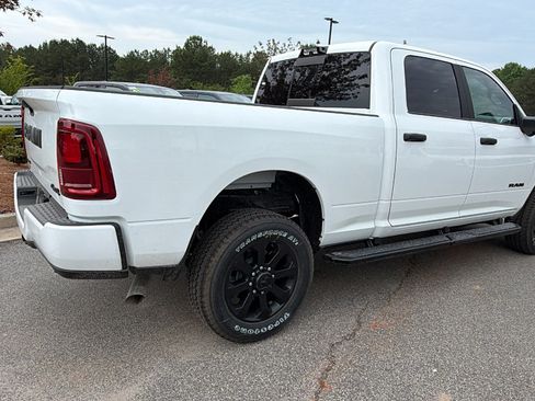 New 2026 RAM 2500 Big Horn AWD/4WD image 8